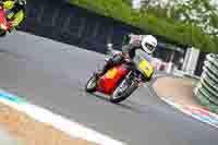 Vintage-motorcycle-club;eventdigitalimages;mallory-park;mallory-park-trackday-photographs;no-limits-trackdays;peter-wileman-photography;trackday-digital-images;trackday-photos;vmcc-festival-1000-bikes-photographs